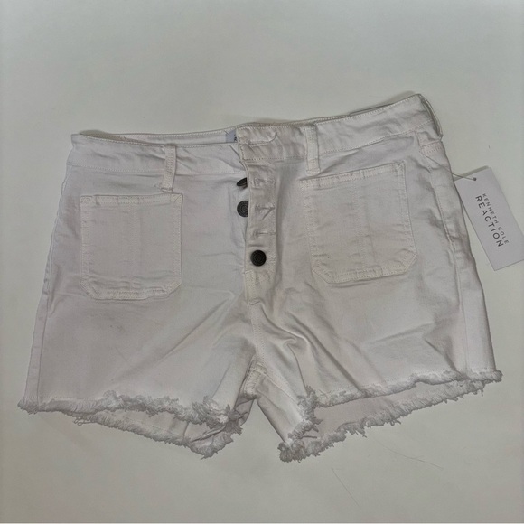 Kenneth Cole Reaction White Raw Hem Shorts Size 8 - Picture 1 of 9
